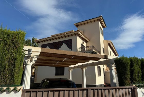 Reventa - Villa - Ciudad Quesada - Rojales