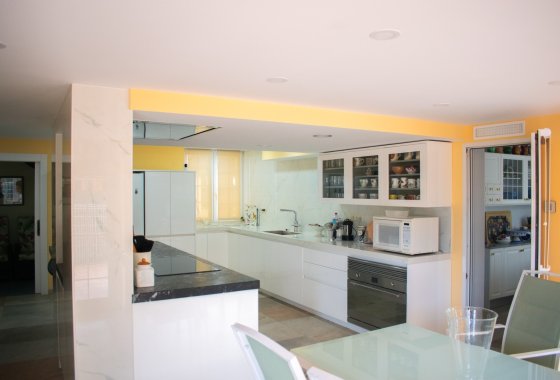 Reventa - Villa - Orihuela Costa - MUY CERCA DE LA PLAYA