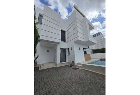Resale - Villa - Ciudad Quesada