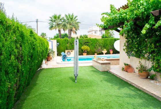 Återförsäljning - Villa - Orihuela Costa - Cabo Roig