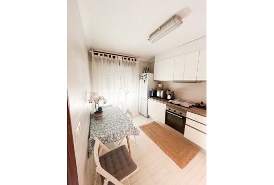 Resale - Apartment / flat - Torrevieja - Center
