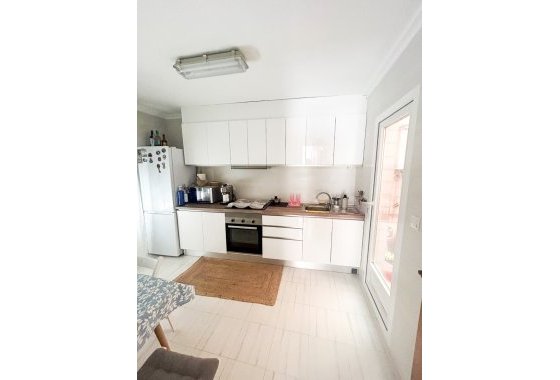 Resale - Apartment / flat - Torrevieja - Center