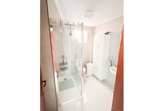 Resale - Apartment / flat - Torrevieja - Center