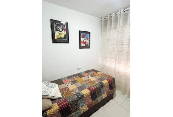 Resale - Apartment / flat - Torrevieja - Center