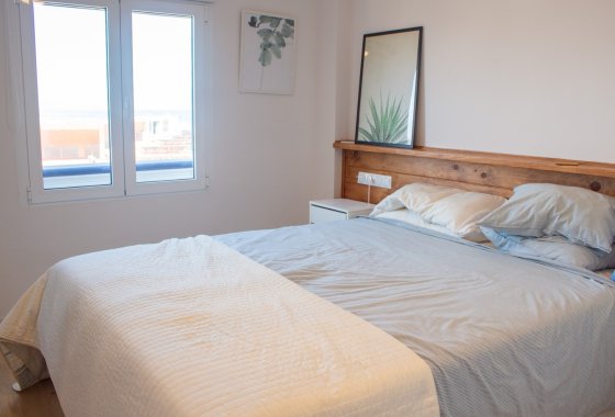 Resale - Apartment / flat - Torrevieja - La Mata