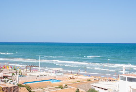 Resale - Apartment / flat - Torrevieja - La Mata