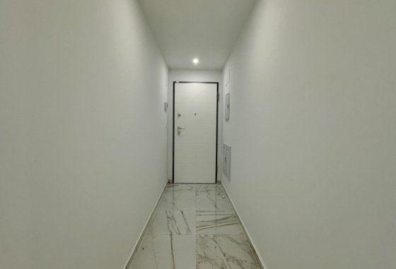 Återförsäljning - Lägenhet / lägenhet - Torrevieja
