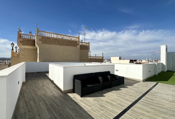 Återförsäljning - Lägenhet / lägenhet - Torrevieja