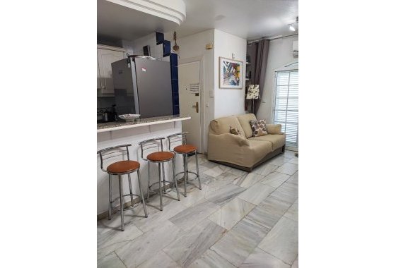 Resale - Apartment / flat - Torrevieja