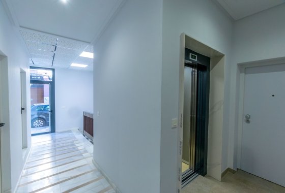 Reventa - Apartamento / piso - Torrevieja - Playa del Cura
