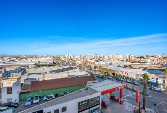 Återförsäljning - Lägenhet / lägenhet - Torrevieja