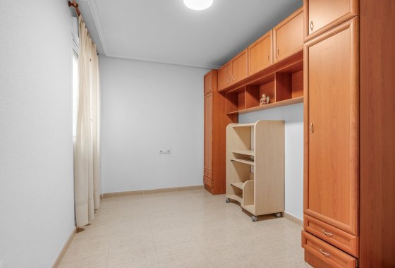 Återförsäljning - Lägenhet / lägenhet - Torrevieja
