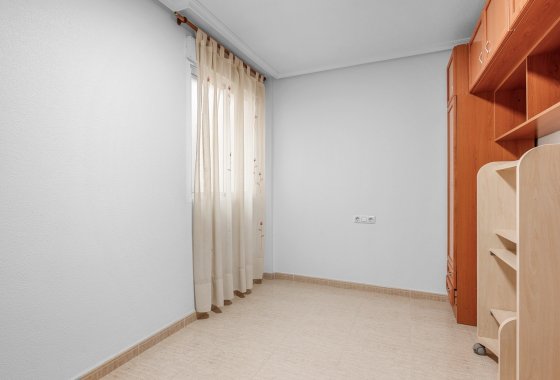 Återförsäljning - Lägenhet / lägenhet - Torrevieja