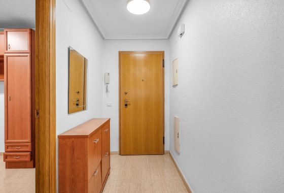 Återförsäljning - Lägenhet / lägenhet - Torrevieja