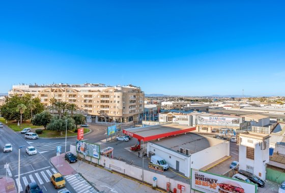 Återförsäljning - Lägenhet / lägenhet - Torrevieja