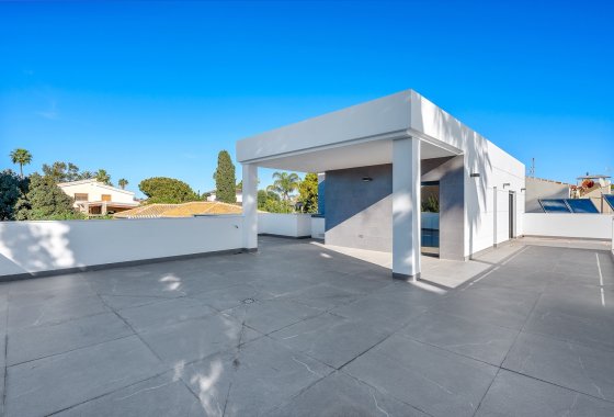 Resale - Villa - Campoamor