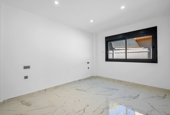 Resale - Villa - Campoamor