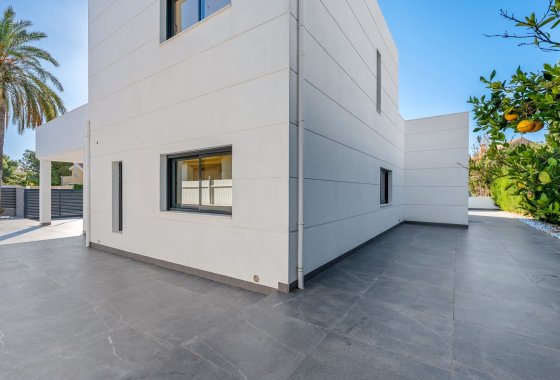 Resale - Villa - Campoamor