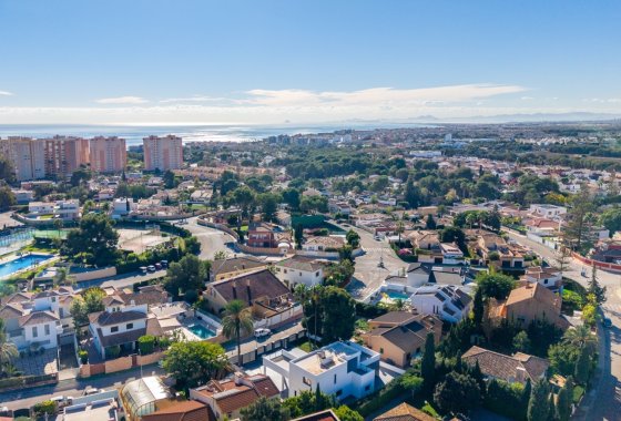 Resale - Villa - Campoamor