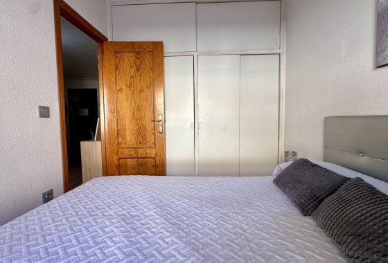 Resale - Apartment / flat - Torrevieja
