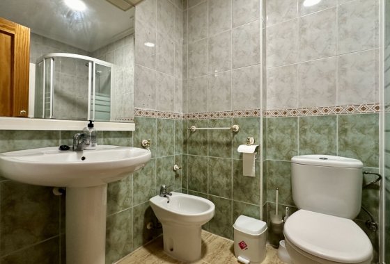 Resale - Apartment / flat - Torrevieja