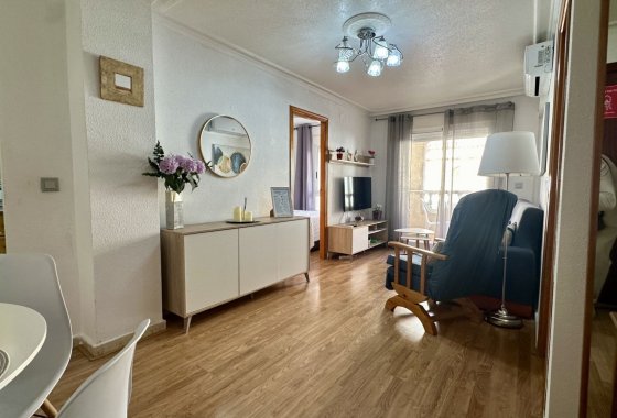 Resale - Apartment / flat - Torrevieja