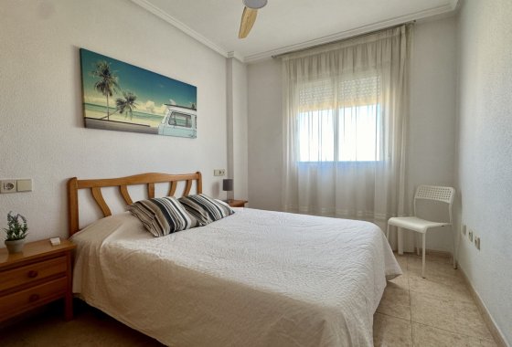 Återförsäljning - Lägenhet / lägenhet - Torrevieja