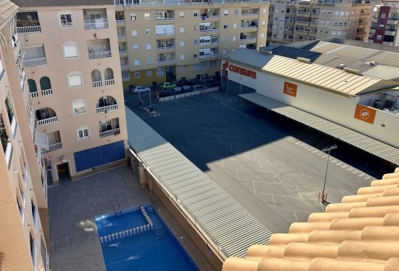 Återförsäljning - Lägenhet / lägenhet - Torrevieja