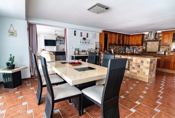 Återförsäljning - Villa - Orihuela Costa - Villamartín