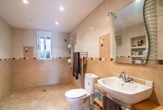 Återförsäljning - Villa - Orihuela Costa - Villamartín