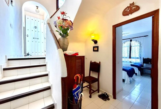 Reventa - Villa - Villamartín