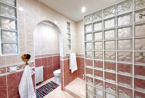 Reventa - Villa - Villamartín