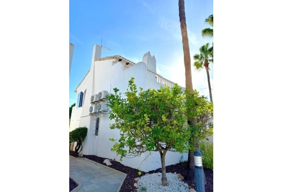 Reventa - Villa - Villamartín