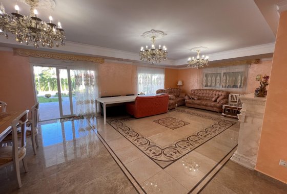 Reventa - Villa - Orihuela Costa