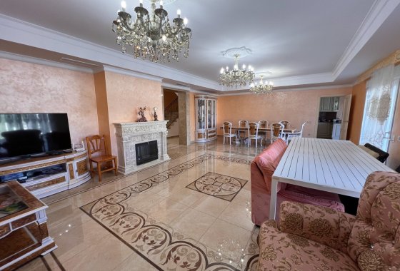 Reventa - Villa - Orihuela Costa