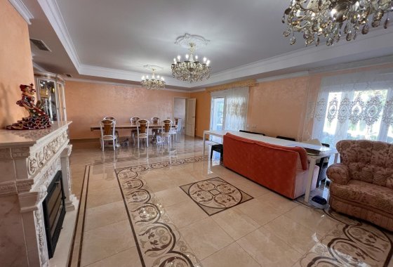 Reventa - Villa - Orihuela Costa