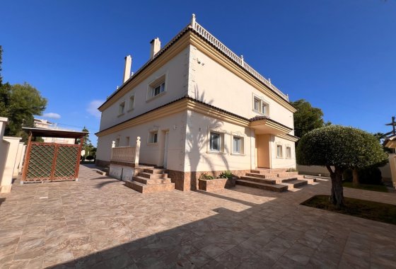 Reventa - Villa - Orihuela Costa