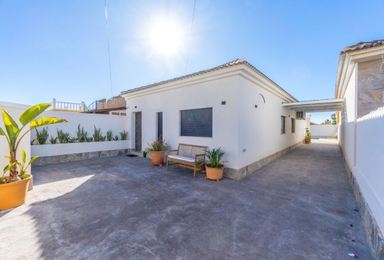 Reventa - Villa - Torrevieja - San Luis