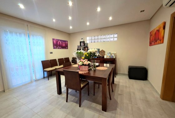 Reventa - Villa - Torrevieja - Cabo Cervera