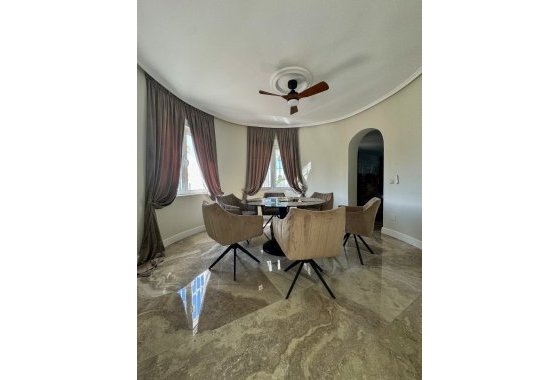 Resale - Villa - Ciudad Quesada
