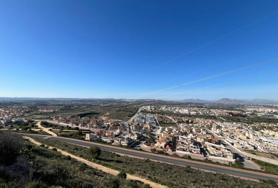 Resale - Townhouse - Ciudad Quesada