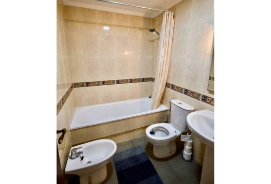 Reventa - Apartamento / piso - Torrevieja - Aguas Nuevas
