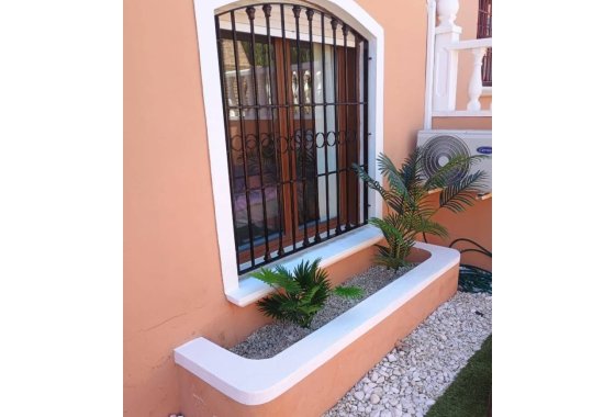 Reventa - Apartamento / piso - Torrevieja - Aguas Nuevas