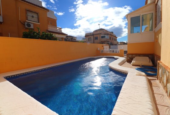 Reventa - Villa - Ciudad Quesada - Lo Marabú