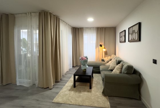 Återförsäljning - Lägenhet / lägenhet - Torrevieja
