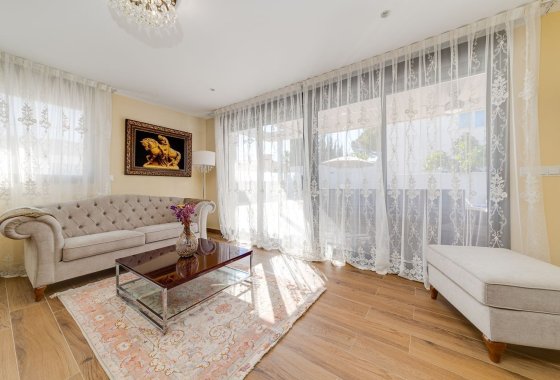 Återförsäljning - Villa - Torrevieja