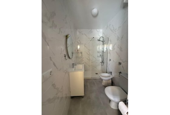 Reventa - Apartamento / piso - Torrevieja - Playa del Cura