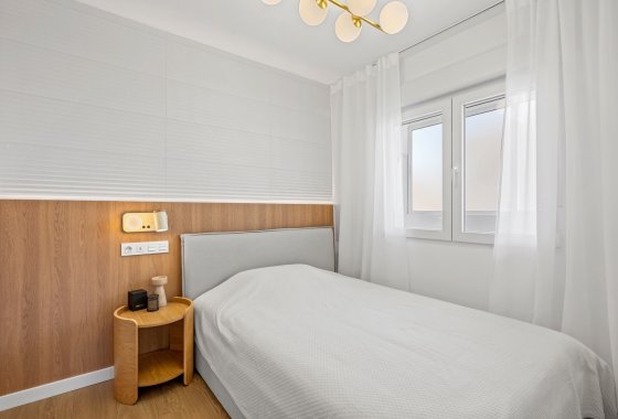 Reventa - Apartamento / piso - Orihuela Costa - Punta Prima