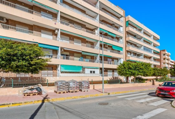 Reventa - Apartamento / piso - Orihuela Costa - Punta Prima