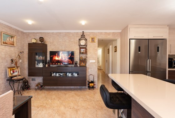 Reventa - Villa - Torrevieja - Los Balcones